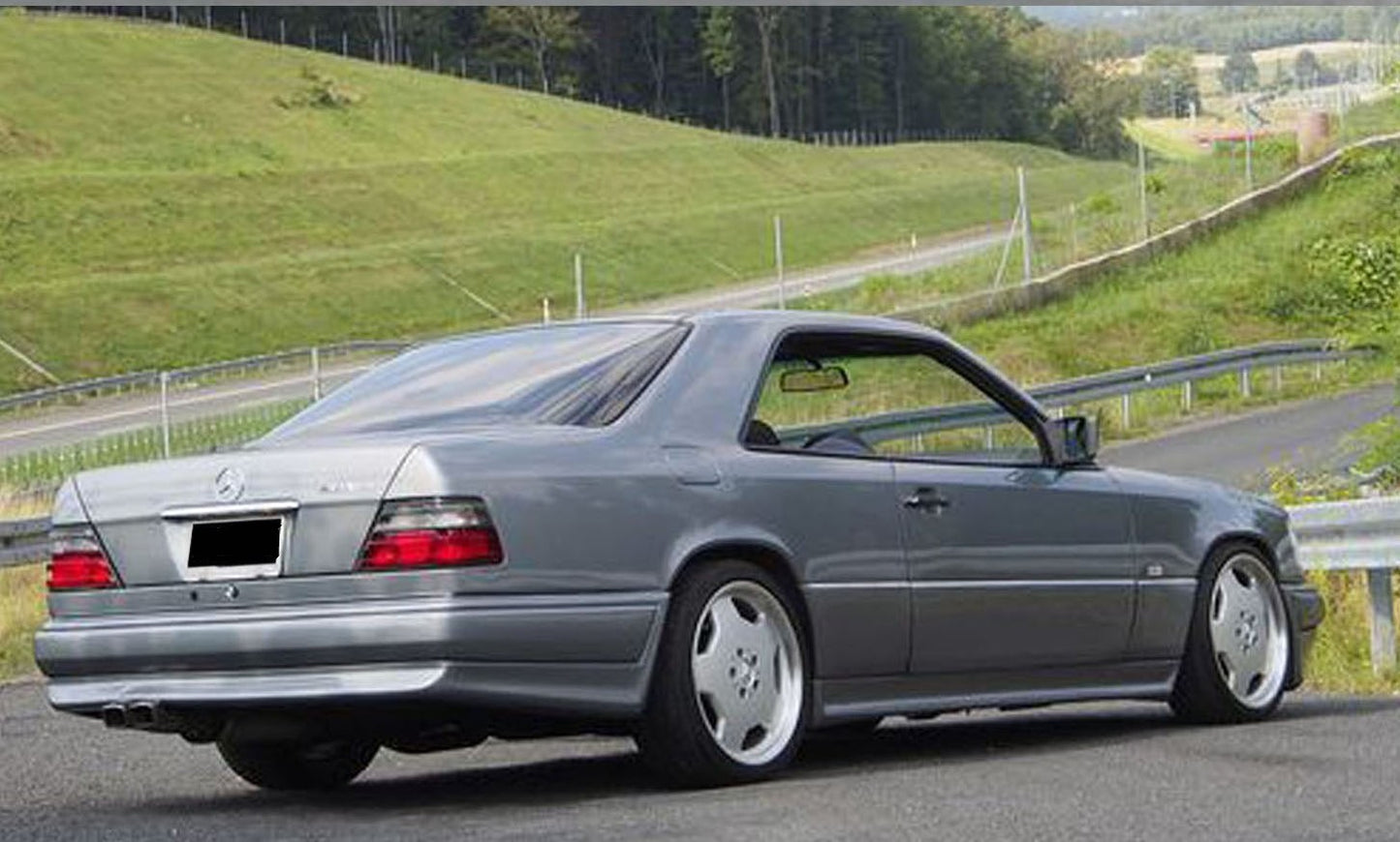 REAR BUMPER MERCEDES W124 COUPÉ / BERLINE AMG LOOK